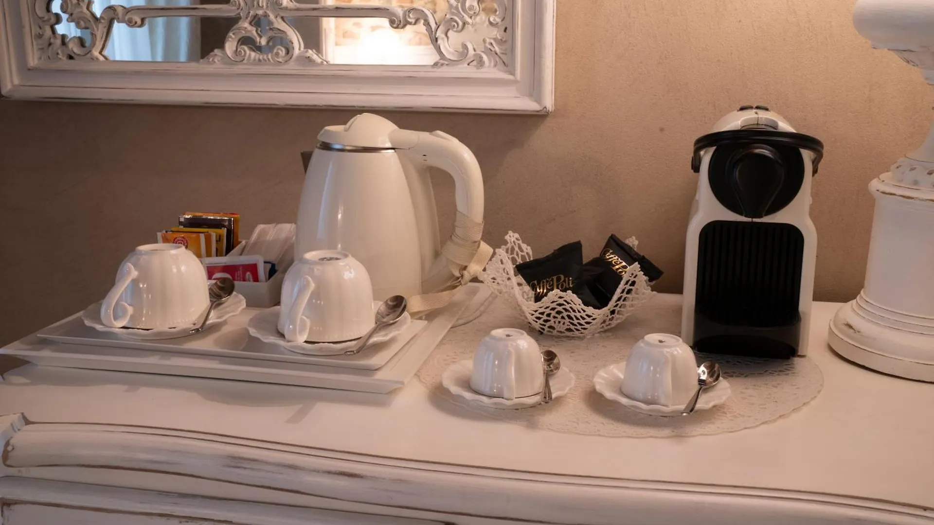 Regia Rosetta - Royal Rooms Borghetto 明乔河畔的瓦雷奇奥 住宿加早餐酒店