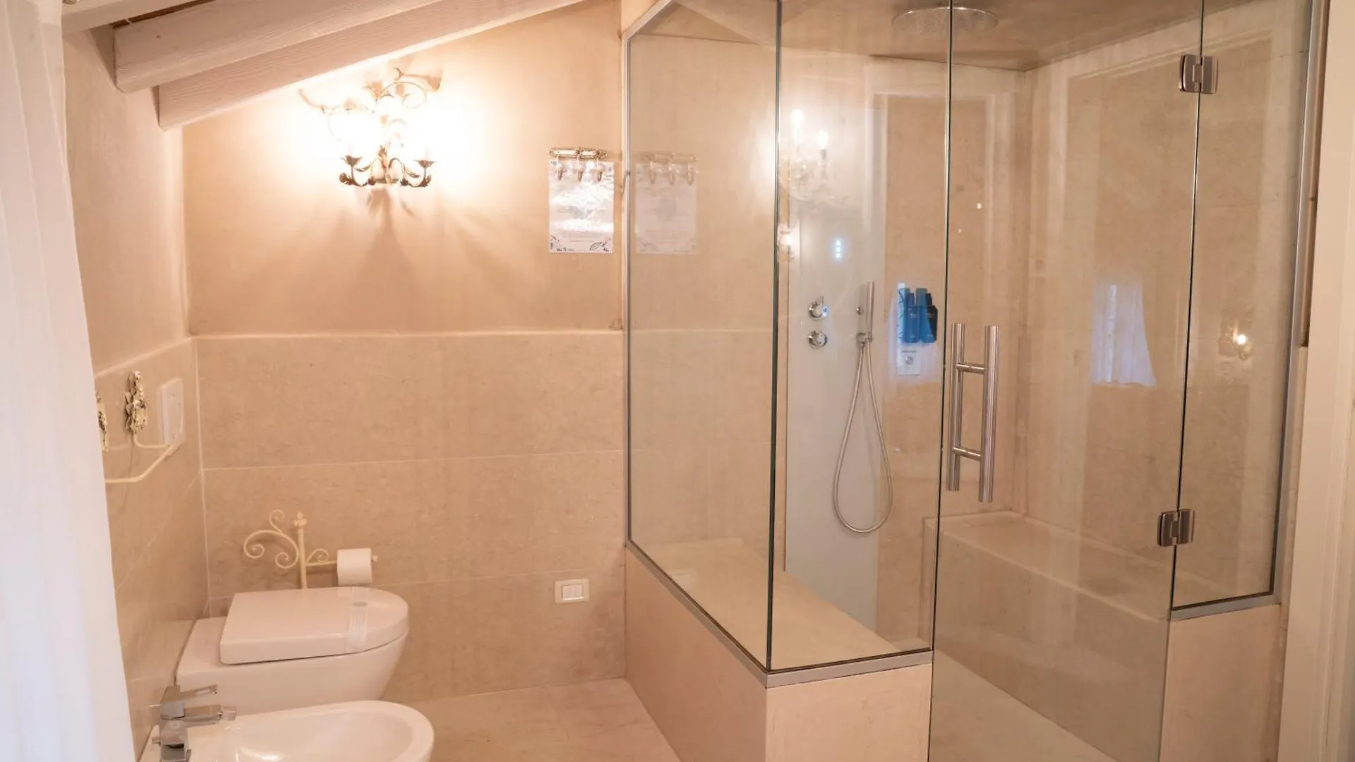 Regia Rosetta - Royal Rooms Borghetto Valeggio sul Mincio Bed & Breakfast